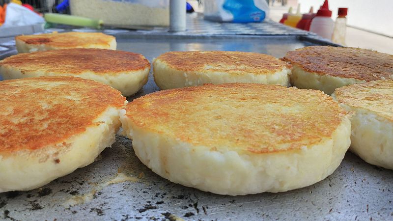 Arepas - photo par Popo le Chien sous CC BY-SA 3.0
