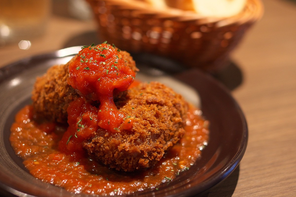 Anthony Bourdain Berlin - Boulette - photo from pxhere.com under CC0 Domaine public