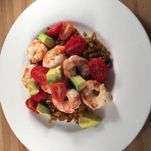 Anthony Bourdain Uruguay - Prawn Salad - photo by dottchiari under Pixabay License