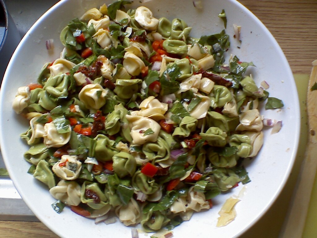 The Layover Seattle - Spinach Artichoke Tortellini Salad - photo by Heather under CC BY 2.0