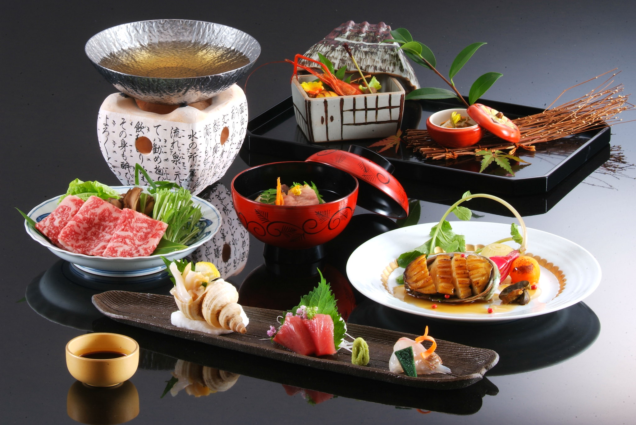 Seasonal Kaiseki - photo by Nishimuraya Kinosaki Onsen under CC BY 2.0