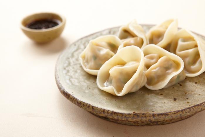 Jjinmandu (raviolis cuits à la vapeur) - photo par l'Institut national de la langue coréenne sous CC-BY-SA-2.5