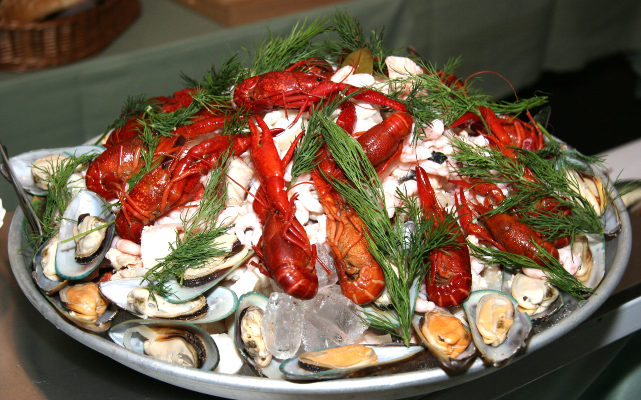 Anthony Bourdain Sweden - Fresh Shellfish - photo from pxfuel.com under CC0 1.0